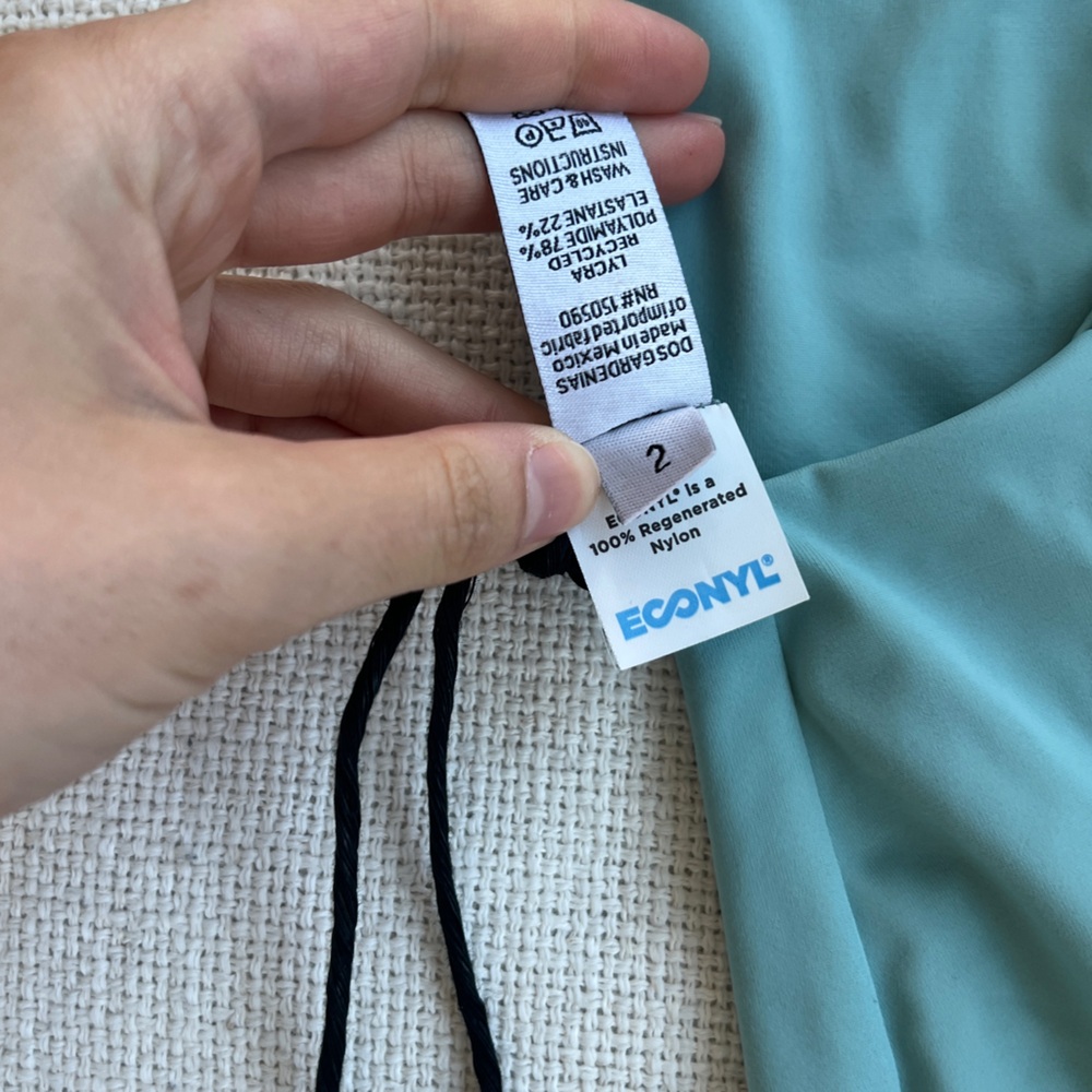 NWT Dos Gardenias Veronica One Piece - Picture 3 of 4